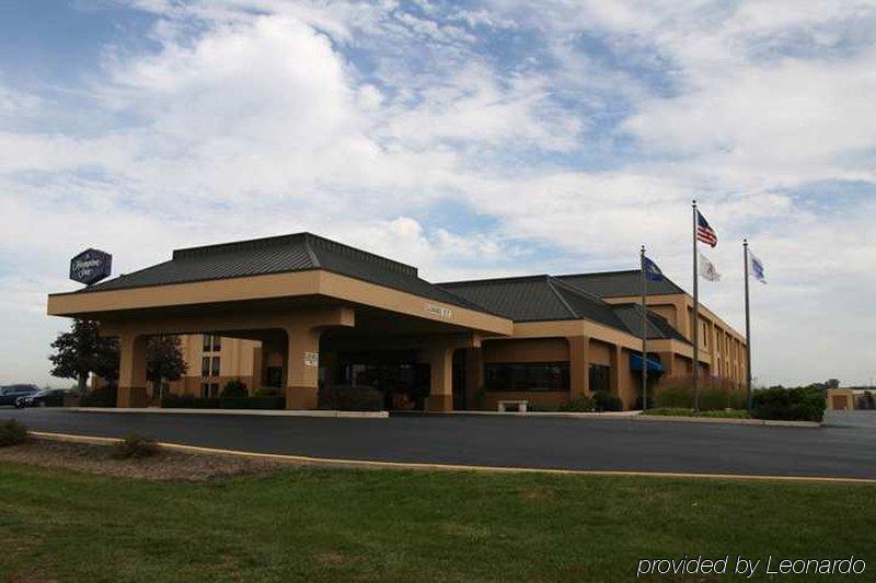 Hampton Inn Chambersburg Exterior photo