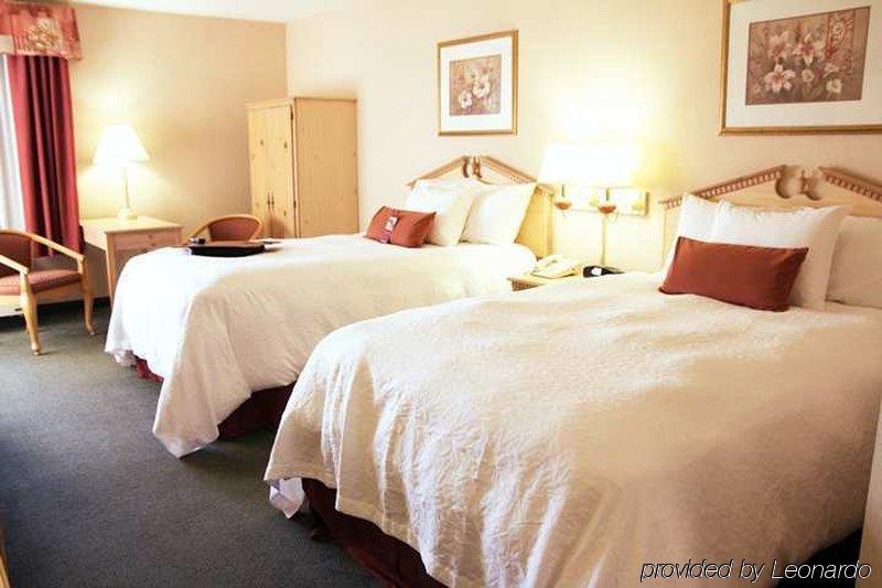Hampton Inn Chambersburg Room photo