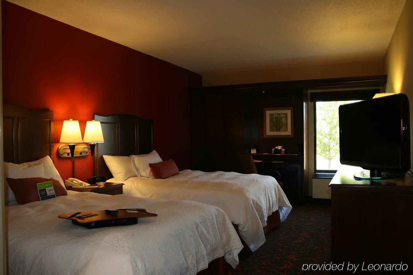 Hampton Inn Chambersburg Room photo